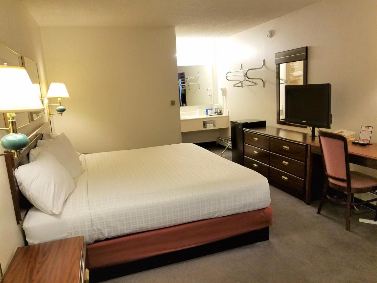 Motel 8 Laramie Luaran gambar